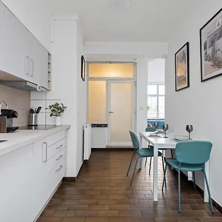 Cozy - Cityview Free Parking Apartment *